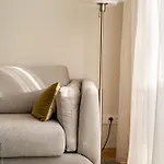 Freshly Renovated Next To Old Down Apartment *