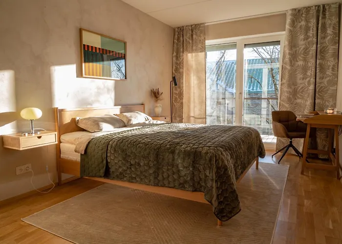 Apartment Freshly Renovated Next To Old Down